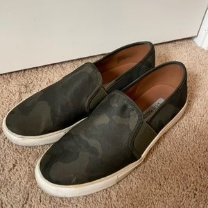 Steve Madden camp loafers